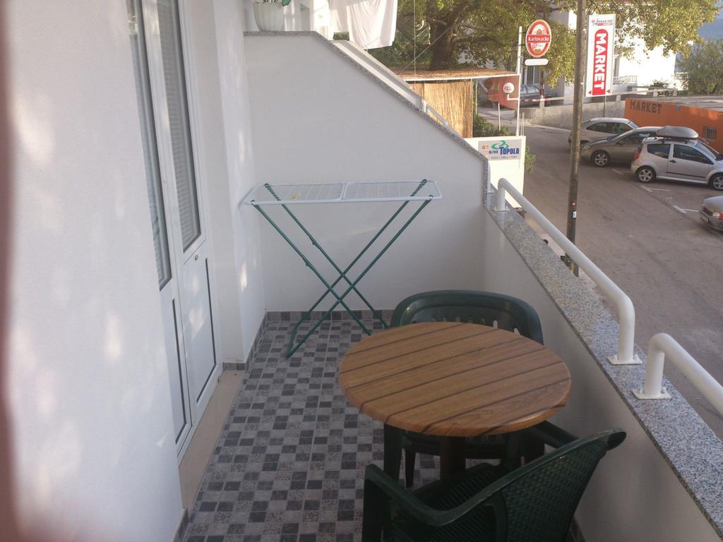 Brig Apartments Živogošće Buitenkant foto