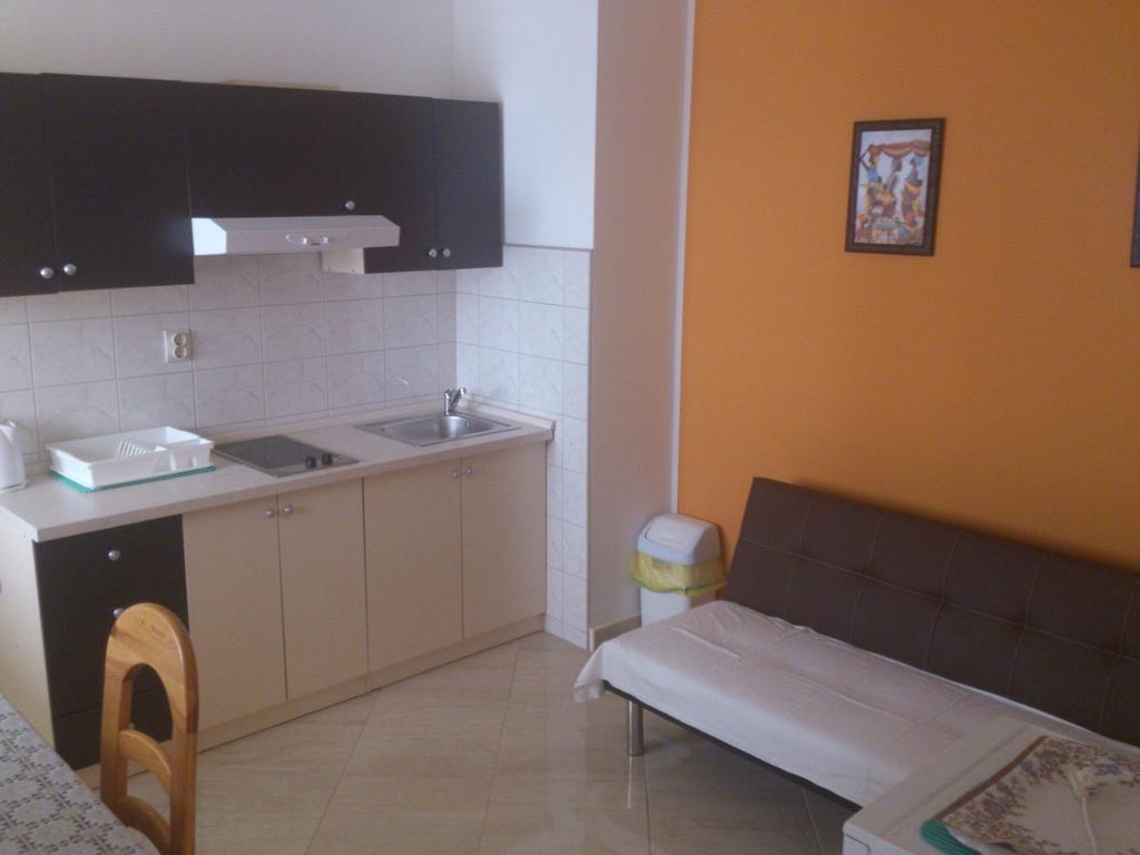Brig Apartments Živogošće Buitenkant foto