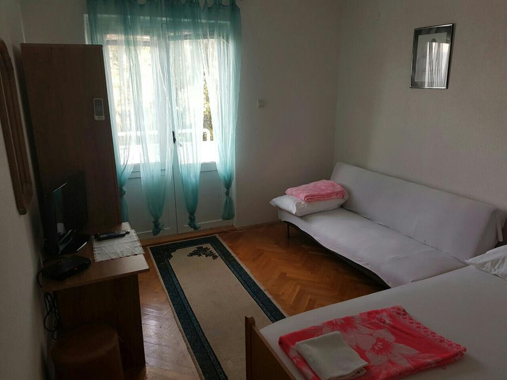 Brig Apartments Živogošće Buitenkant foto